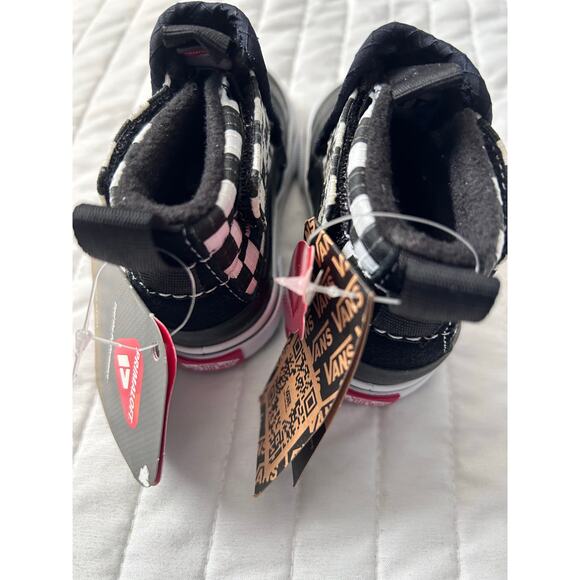 Vans Toddler Checkerboard Winter Boots – Primaloft – Size 4 – NWT - Picture 7 of 7